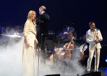 Véronic Dicaire et Benoit McGinnis - Bond Symphonique - Crédit : Karl André