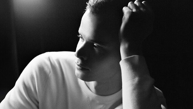 Le jeune chef d&rsquo;orchestre Francis Choinière lance son premier album solo, Réflexions