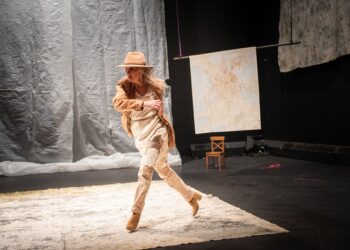 Figure emblématique de la danse québécoise, Louise Bédard revient sur la scène de La Chapelle!