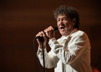 Charlebois Symphonique : ExtraORDINAIRE