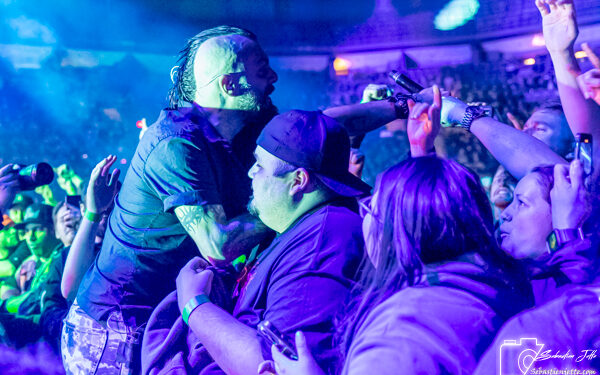 Soirée de métalcore explosive à la Place Bell avec Killswitch Engage