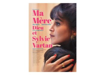 Ma mère, Dieu et Sylvie Vartan un bon dosage de comédie et d’émotion. Un hommage au dévouement des mères !