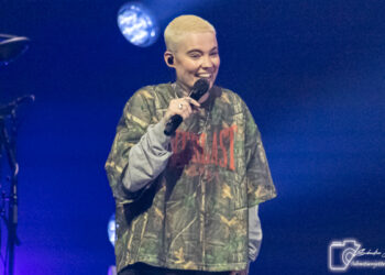 Un spectacle visuellement saisissant et plein d’humour