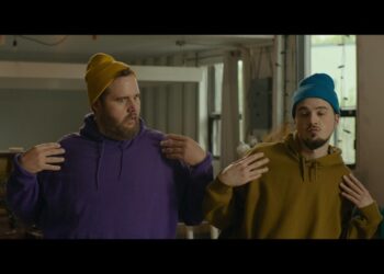 MENTEUSE d’Émile Gaudreault : Une première éclatante sous le signe du rire et du talent