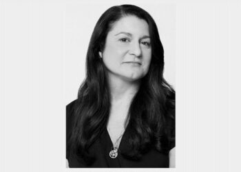 Helena – Tome 1 Les rêves piégés, les tribulations d’une femme lucide et résiliente.