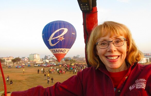 Dans les airs depuis 40 ans : portrait d’une pilote de montgolfière québécois