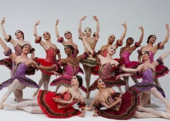 Entrevue avec Raffaele Morra des Ballets Trockadero de Monte Carlo!