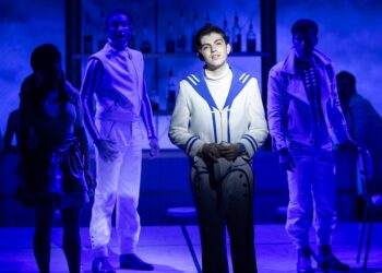 Entrevue : David Marino, un Maxence québécois sous les projecteurs du Lido de Paris