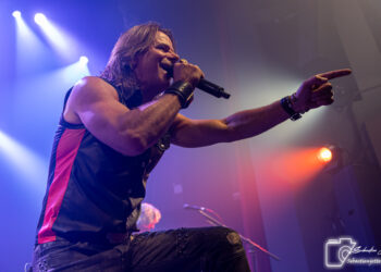 Sword célèbre 45 ans de métal pur au Club Soda