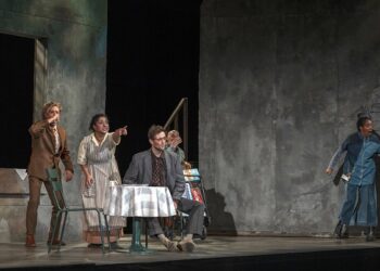 Rhinocéros : le classique d’Ionesco, un cri d’alarme d’une actualité brûlante!