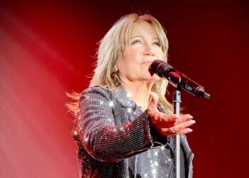 Elle chante, elle bouleverse, elle s’impose : entrée remarquée pour Sylvie Héneault