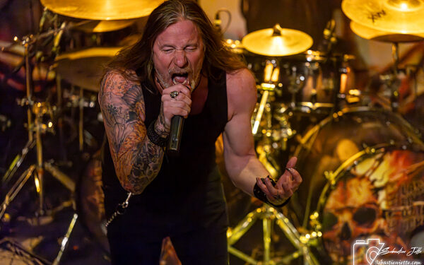 Une soirée métal explosive aux Foufounes Électriques avec B.A.R.F., Insurrection et Metalian