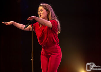 Liliane Blanco-Binette : Une entrée fracassante dans l&rsquo;arène avec Toréador