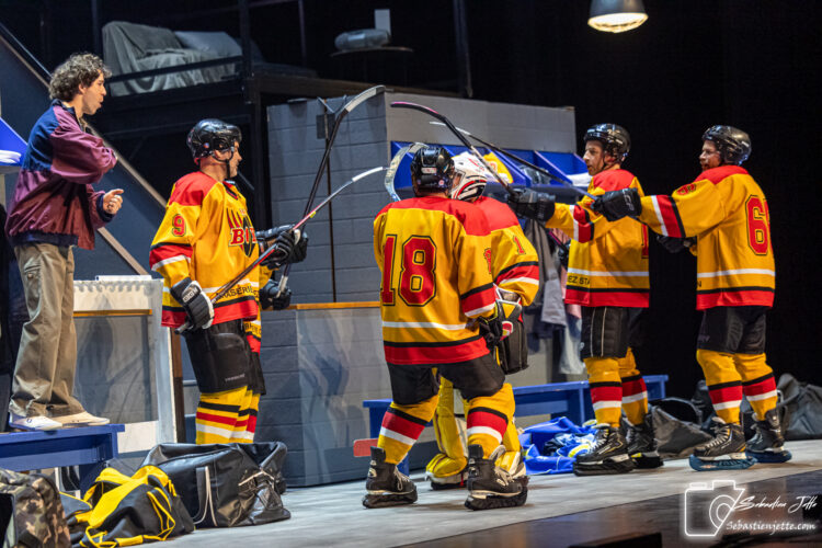 Les Boys : la légende du hockey québécois renaît sur scène au Théâtre St-Denis