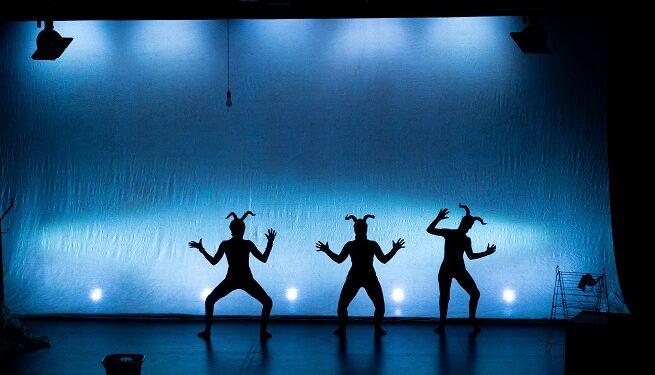 Les Tables Tournantes au théâtre Aux Écuries : Peter Pan au purgatoire