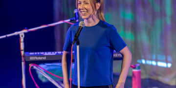 Maude Landry au Gesù : L’art d’être « Trop cool » sans forcer le trait