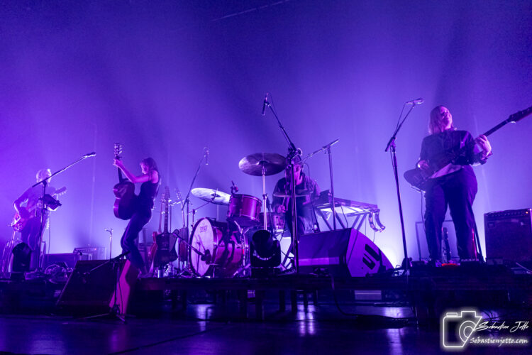 Vincent Vallières au MTELUS : un retour flamboyant, entre intimité et puissance