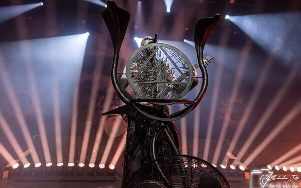La Grande Messe du Death Métal : Behemoth et Deicide embrasent l’Olympia
