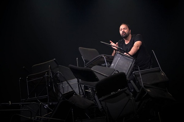 Zéro au Théâtre Jean-Duceppe – Le cercle magistral de Mani Soleymanlou