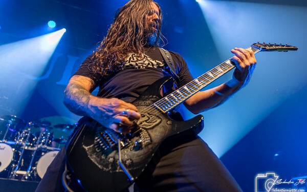 Sepultura tire sa révérence au MTelus : une dernière gifle métallique inoubliable