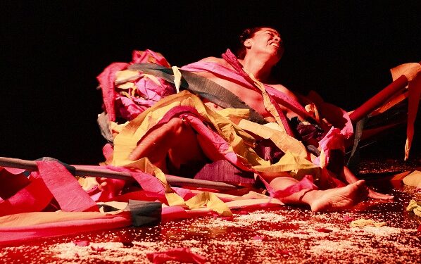 Le Requiem subversif et sacré de Lukas Avendaño