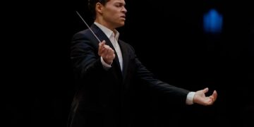Fin de saison avec Kyrian Friedenberg : l’élégance dotée d’une gestuelle séduisante