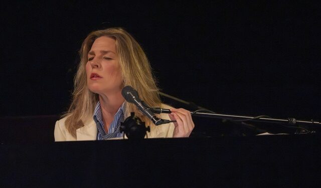 Une soirée hors du temps : Diana Krall envoûte le Festival International de Jazz de Montréal