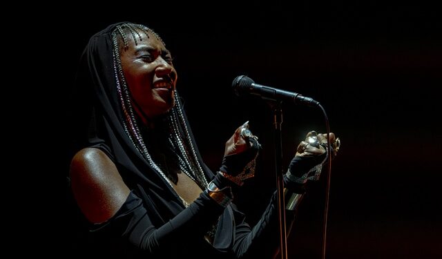 Dominique Fils-Aimé au Festival de Jazz : Un rituel lumineux