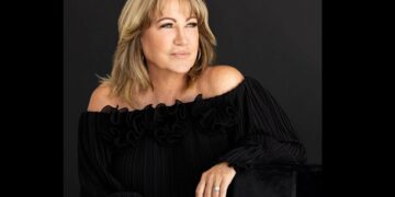 De l&rsquo;ombre à la lumière : Sylvie Héneault, une grande voix devenue chef de troupe