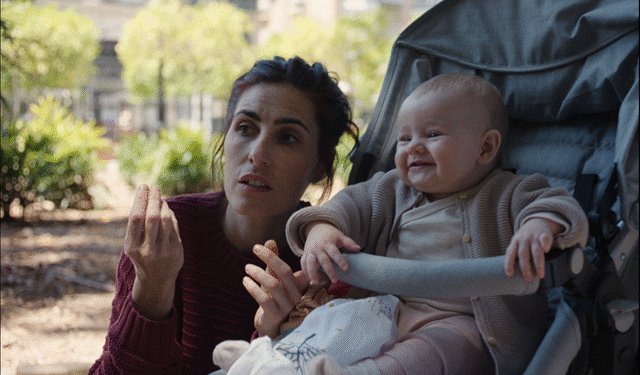 Sorda : Sourde et heureuse. Un film de Eva Libertad et Nuria Muñoz Ortín.