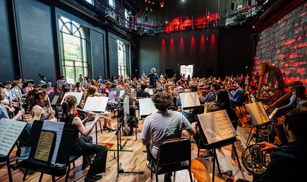 25 ans de passion, un maestro inspiré et la jeunesse à l’honneur : l’Orchestre de la francophonie prépare un concert final d&rsquo;exception !
