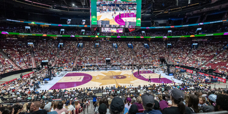 Le baskteball de la Wnba au Centre Bell de Montréal