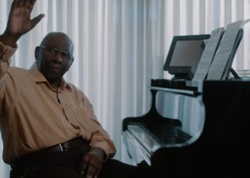 Oliver Jones se raconte à Gildor Roy dans l’ultime entretien « Avant de partir »