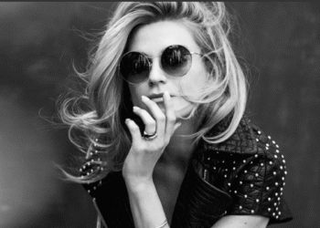 Une setlist magistrale et habitée : Melody Gardot triomphe au Festival de Jazz!
