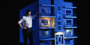 887 de Robert Lepage : Quand la mémoire intime rencontre la grande Histoire