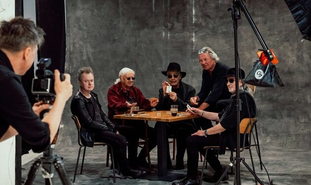 Photo de Helena Hölzl. Der la page Facebook de Deep Purple.