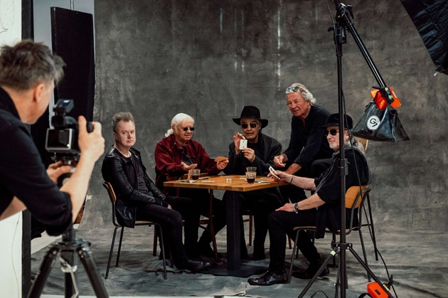 Photo de Helena Hölzl. Der la page Facebook de Deep Purple.