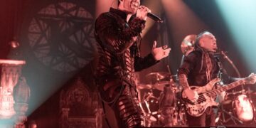 Le charismatique chanteur de Kamelot: Tommy Karevik