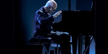 Ludovico Einaudi ensorcelle la Maison symphonique