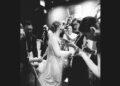 Photo de Céline Dion portant la robe Dior - par Laura Gilli