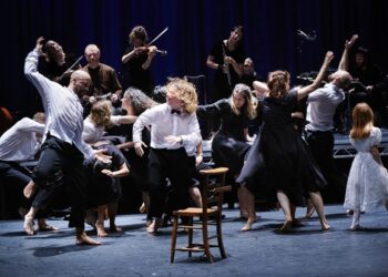 MÁM de Teaċ Daṁsa, chorégraphie de Michael Keegan-Dolan, au Théâtre Maisonneuve