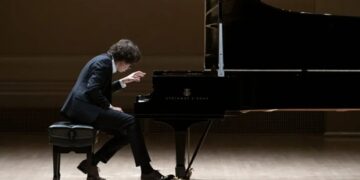 Lucas Debargue - Photo: Pavel Antonov