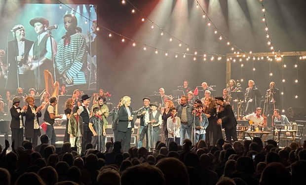 Renaud Symphonique - Photo : Roger Bourassa